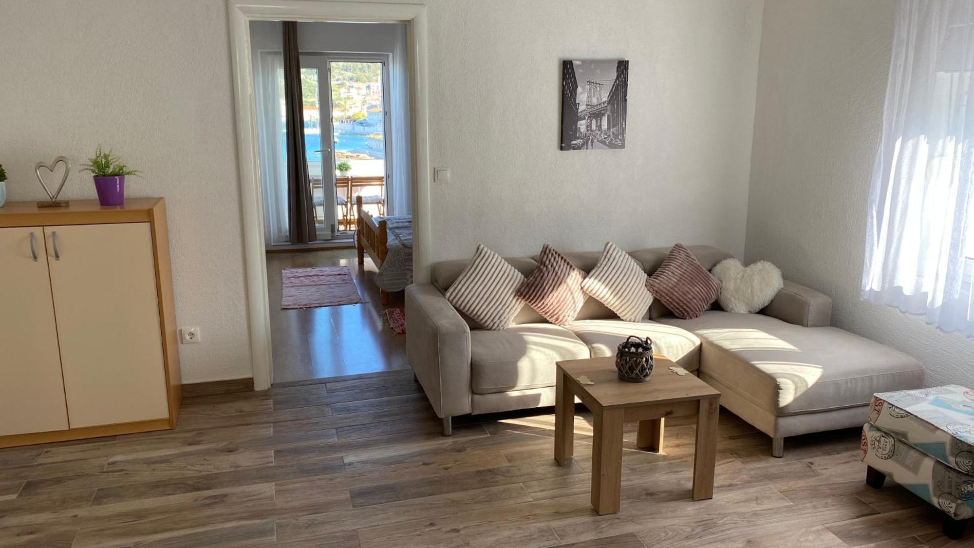 Sunset House With Seaview Appartement Hvar Town Buitenkant foto