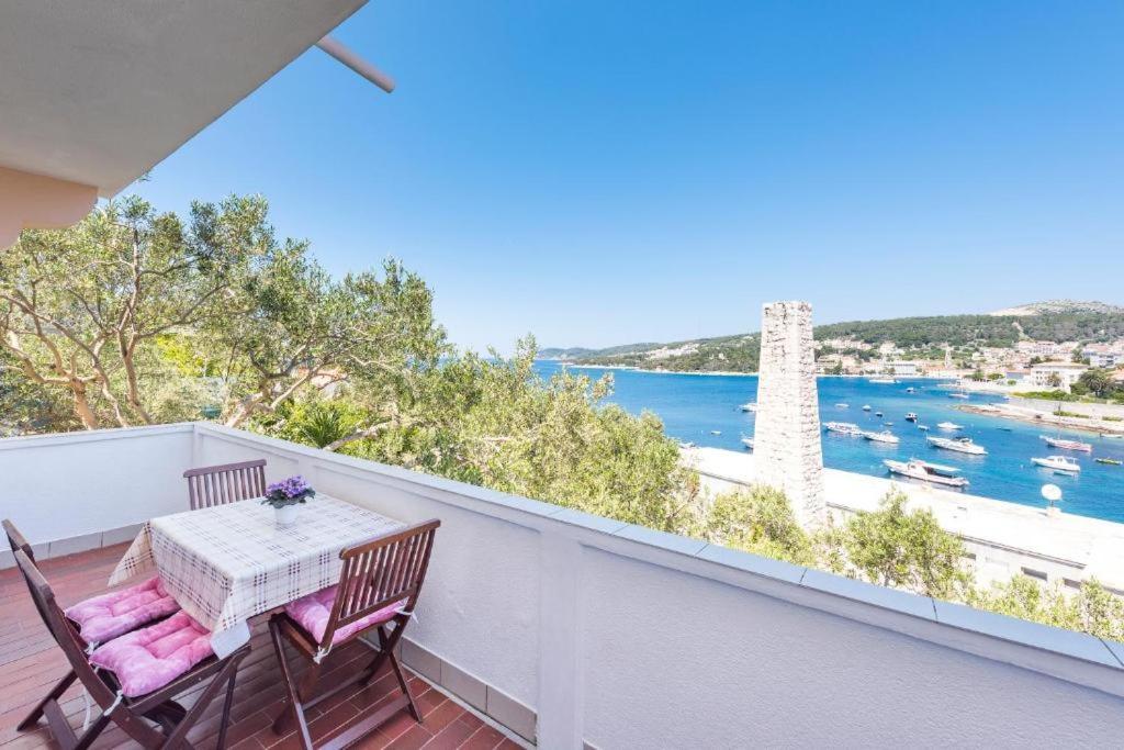 Sunset House With Seaview Appartement Hvar Town Buitenkant foto